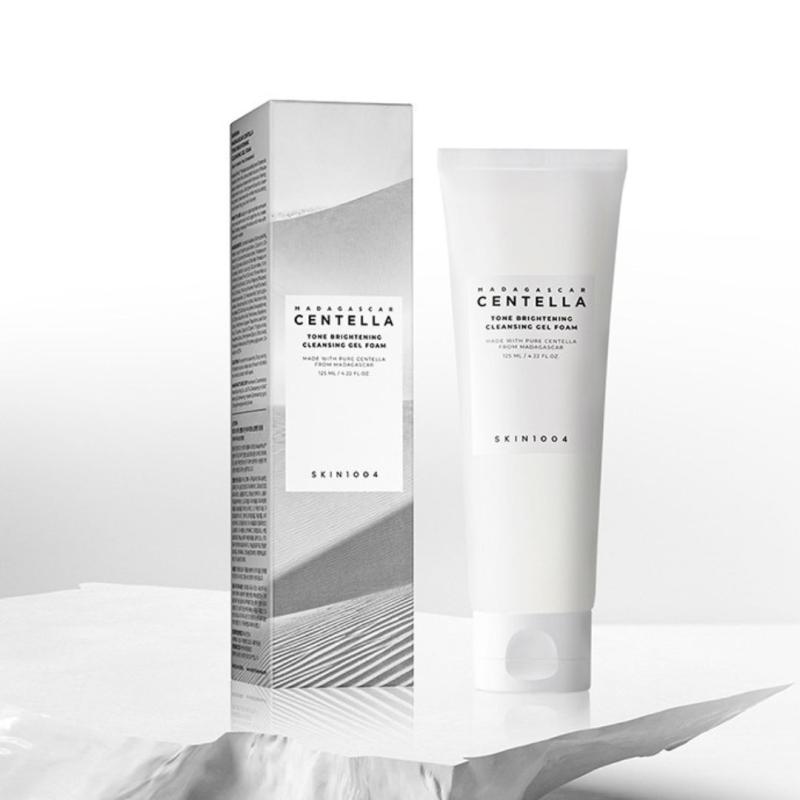 SKIN1004 Осветляющая гель-пенка для умывания / SKIN1004 Madagascar Centella Tone Brightening Cleansing Gel Foam 125 мл