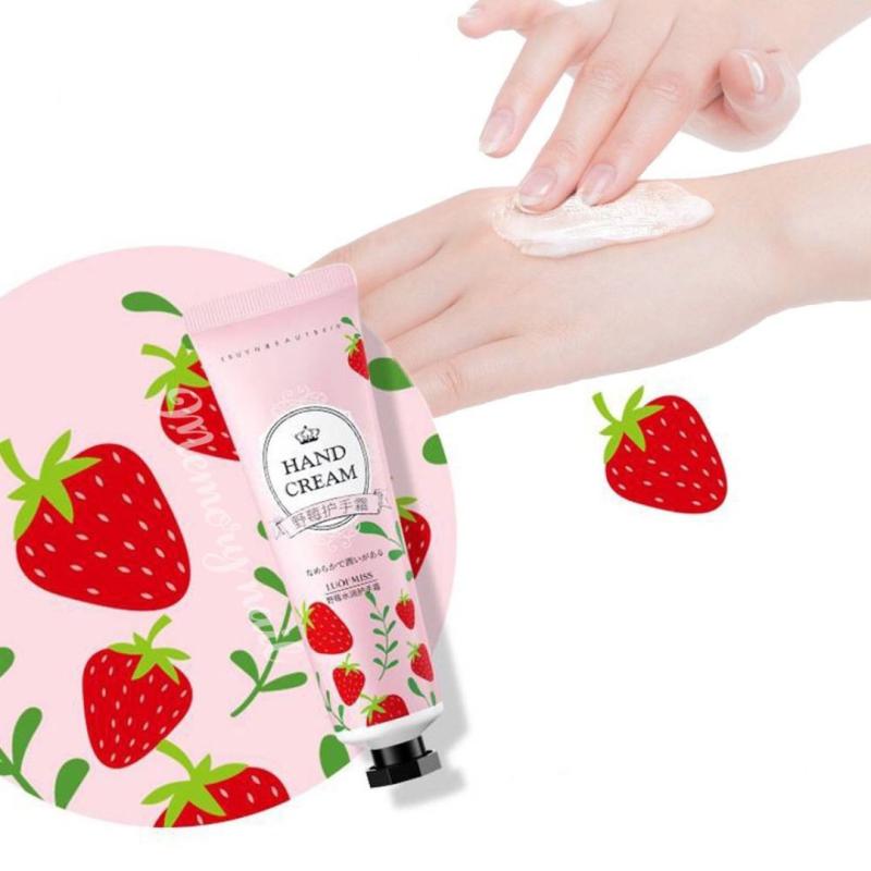 LUOFMISS Крем для рук с экстрактом Клубники