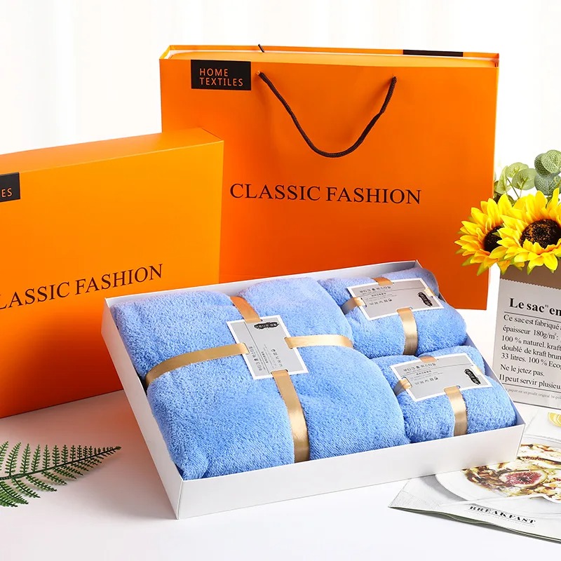 Подарочный набор из 3 полотенец. Цвет : синий 