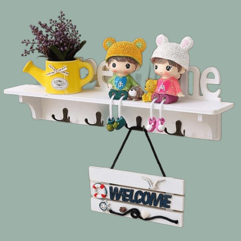 Ключница на стену с полкой из дерева для ключей